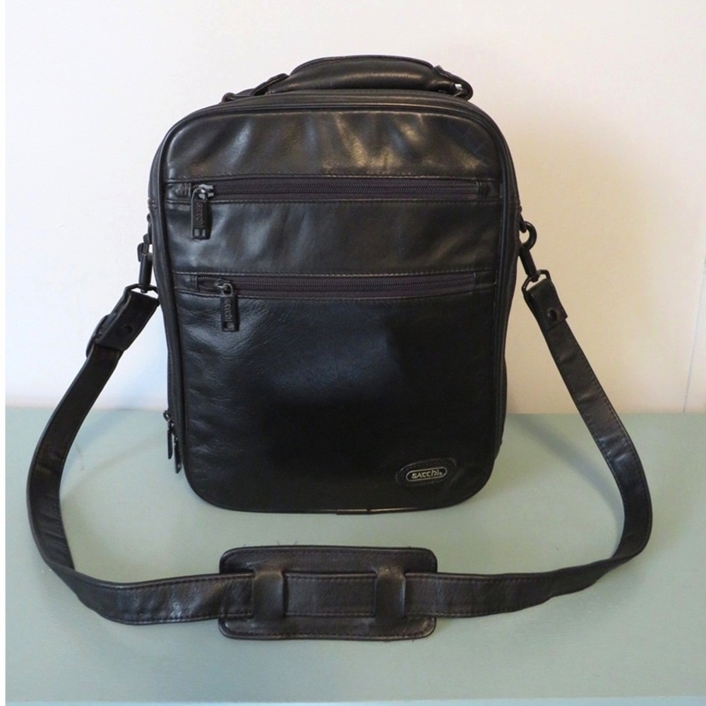 Satchi Leather Messenger Crossbody Shoulder Bag Multi Zip Organizer Black Bag